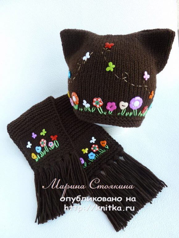 Нежная шапка с ушками и шарф для девочки спицами