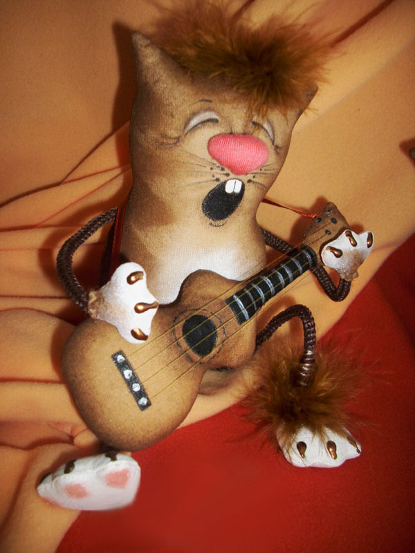 кот с гитарой